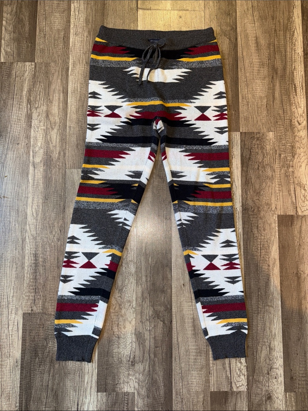 American Eagle Knit-Sweater Aztec Jogger/Leggings- M